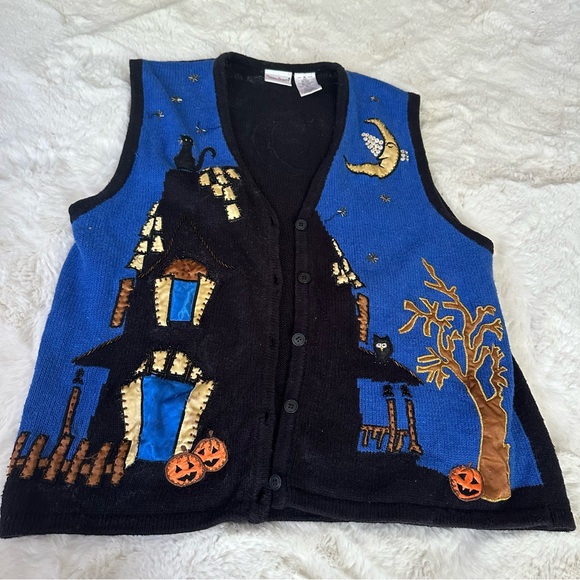 Relisted in my closet! Vintage oversized Halloween Haunted House sweater vest - Picture 3 of 13